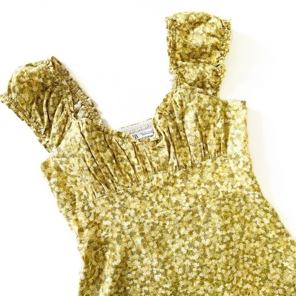 Zara Women’s Large Yellow Green Smocked Puff Sleeve Mini Dress - Picture 3 of 8